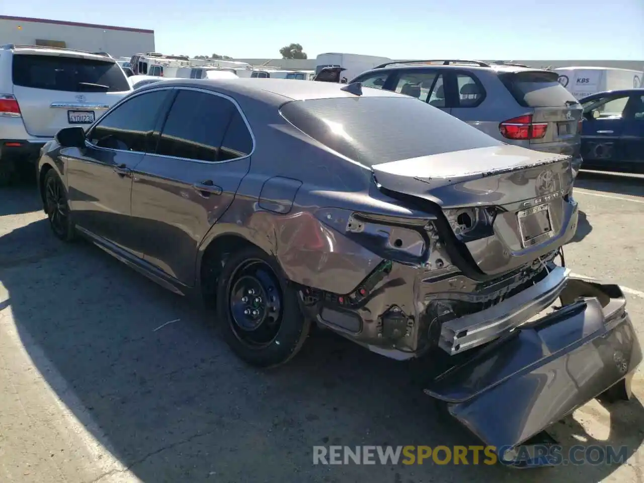 3 Photograph of a damaged car 4T1K61AK7NU024997 TOYOTA CAMRY 2022