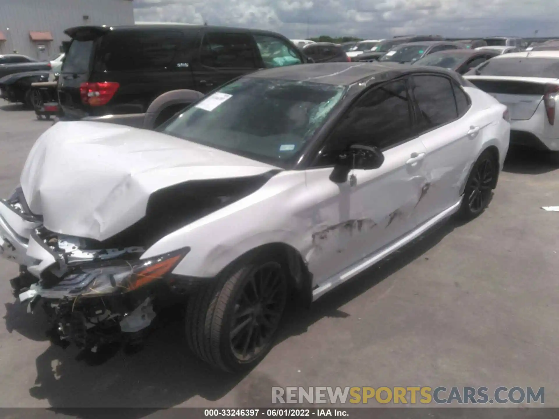 2 Photograph of a damaged car 4T1K61AK7NU028189 TOYOTA CAMRY 2022