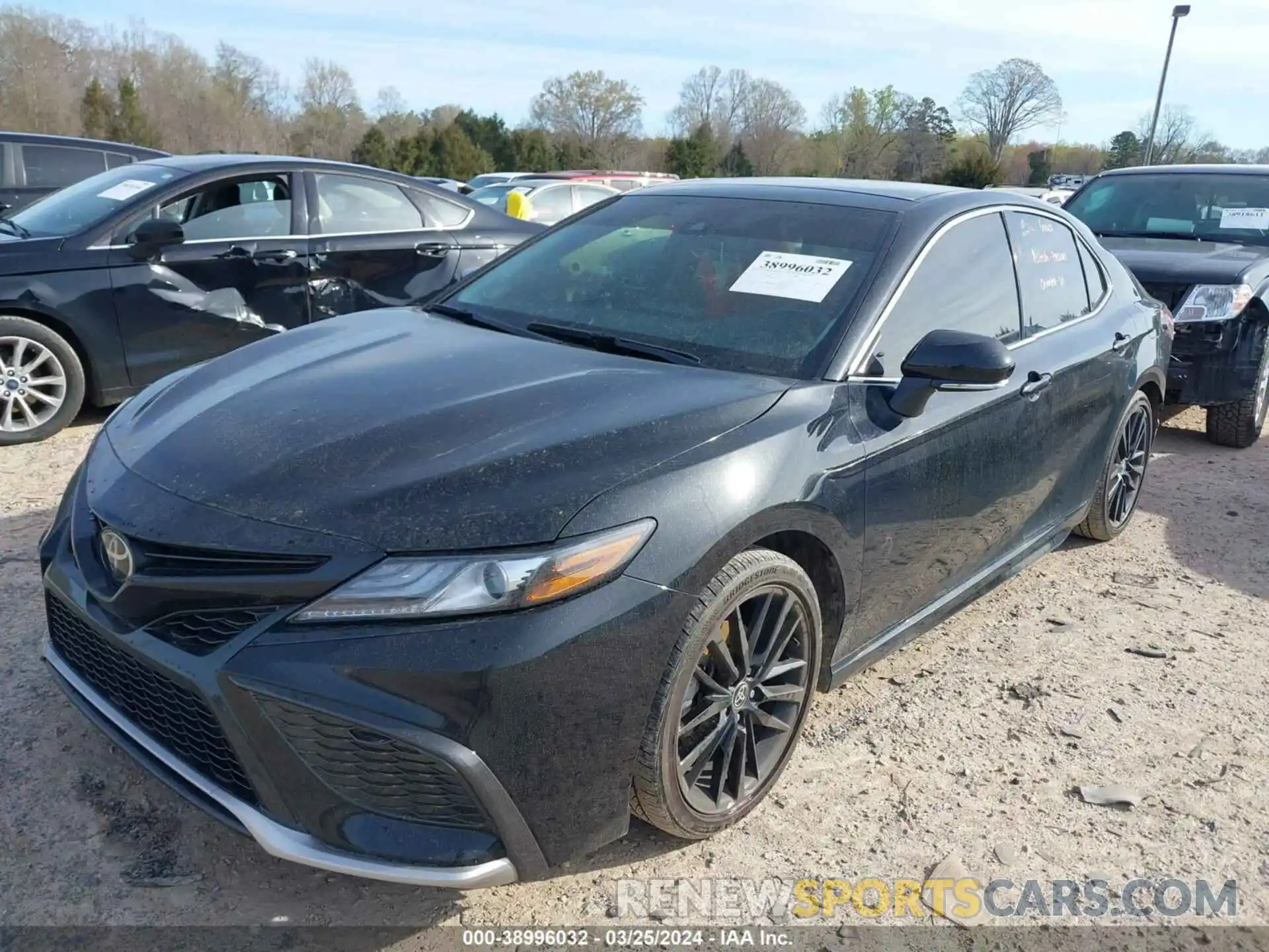 2 Photograph of a damaged car 4T1K61AK8NU005892 TOYOTA CAMRY 2022