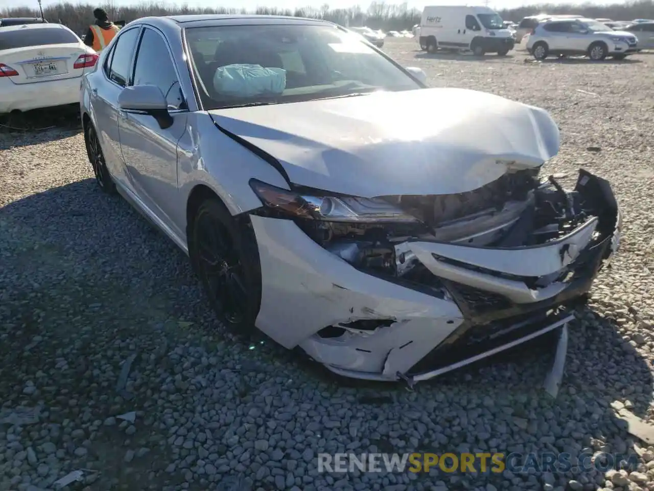 1 Photograph of a damaged car 4T1K61AK9NU009983 TOYOTA CAMRY 2022