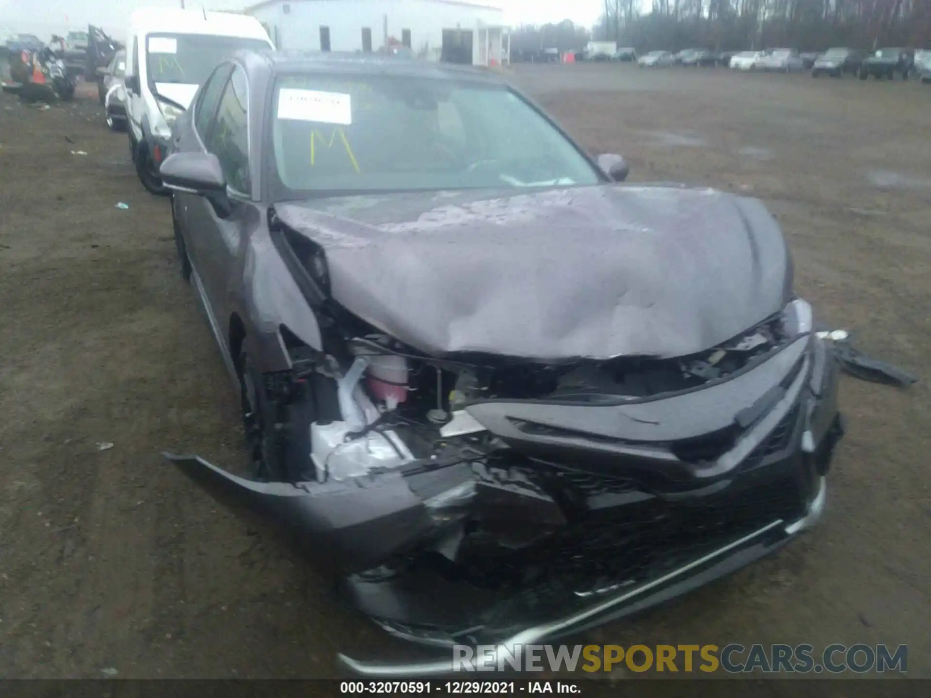 6 Photograph of a damaged car 4T1K61AK9NU017775 TOYOTA CAMRY 2022