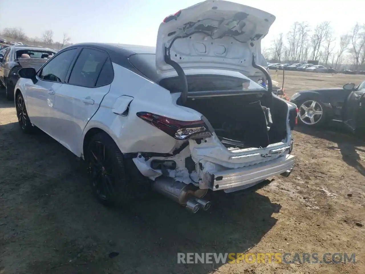 3 Photograph of a damaged car 4T1K61AKXNU007739 TOYOTA CAMRY 2022