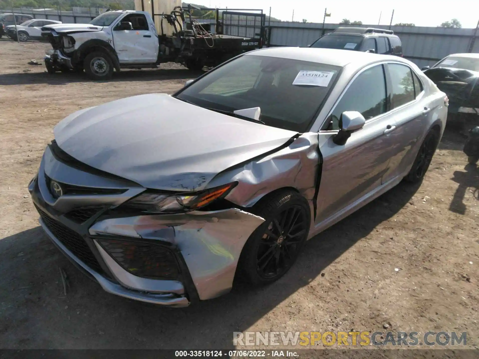 2 Photograph of a damaged car 4T1K61AKXNU023360 TOYOTA CAMRY 2022