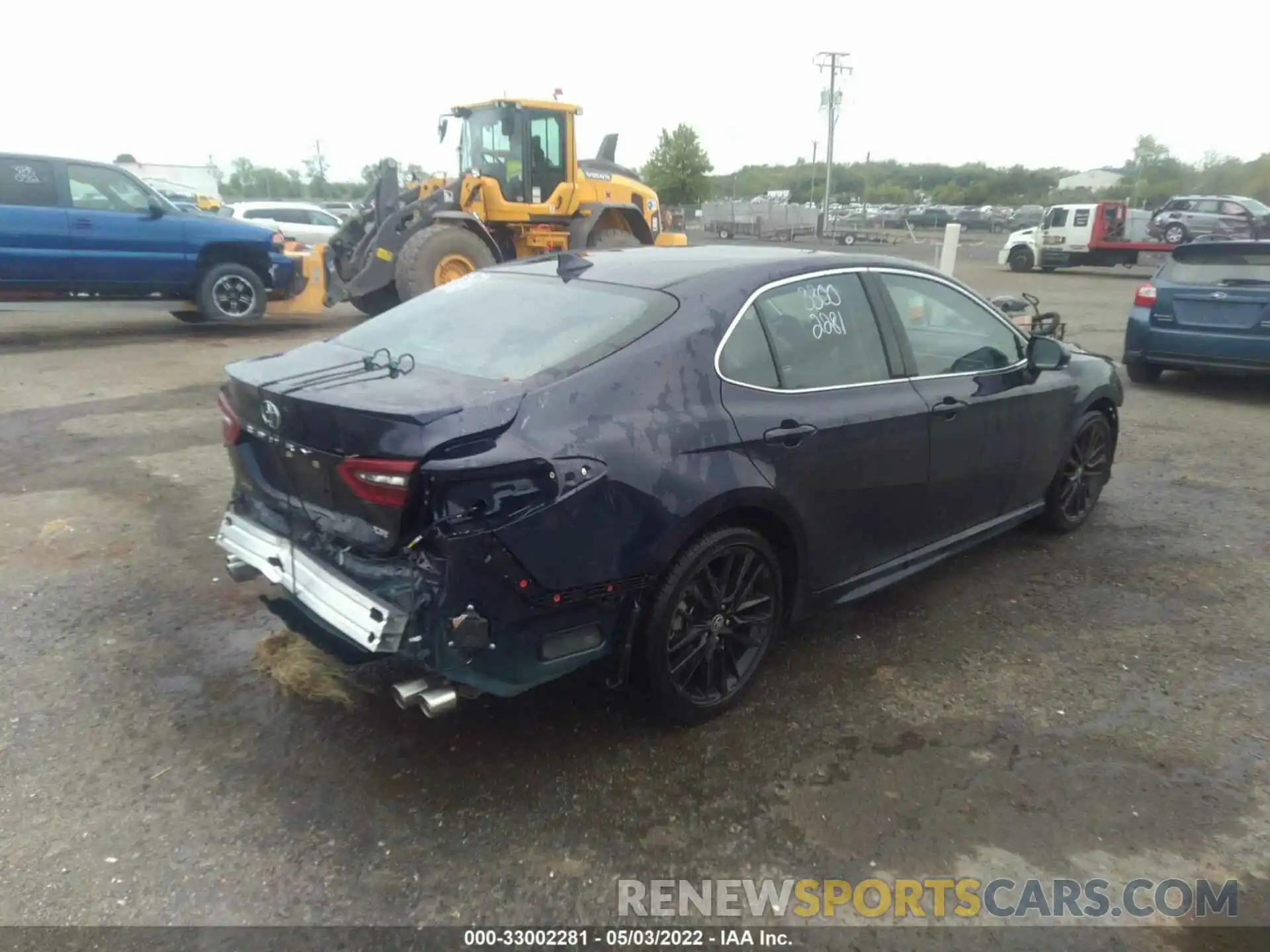 4 Photograph of a damaged car 4T1K61AKXNU026940 TOYOTA CAMRY 2022