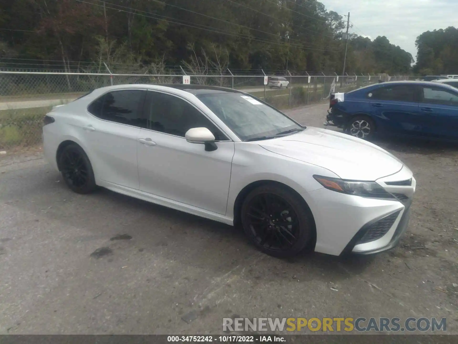 1 Photograph of a damaged car 4T1K61AKXNU707275 TOYOTA CAMRY 2022