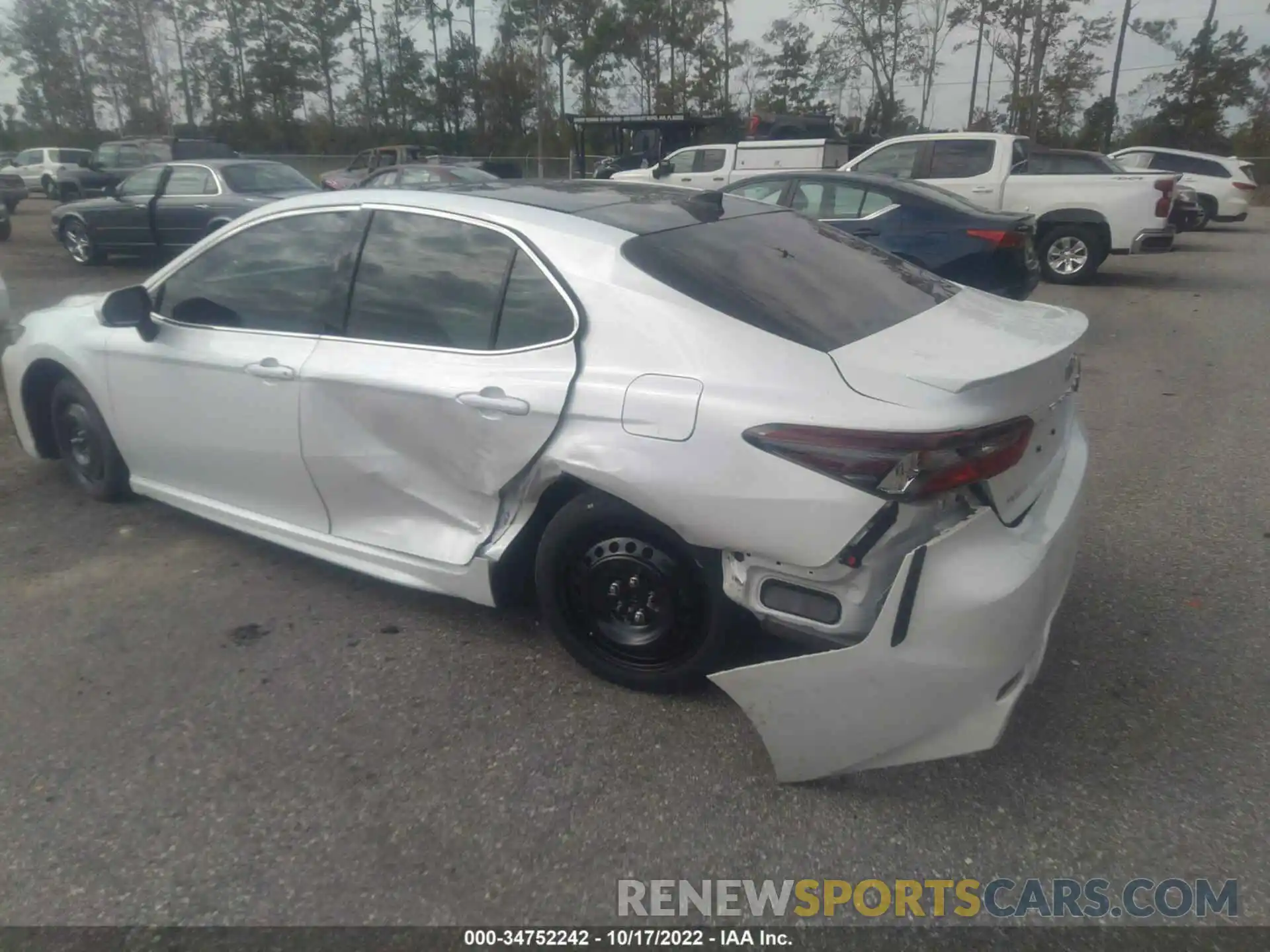 6 Photograph of a damaged car 4T1K61AKXNU707275 TOYOTA CAMRY 2022