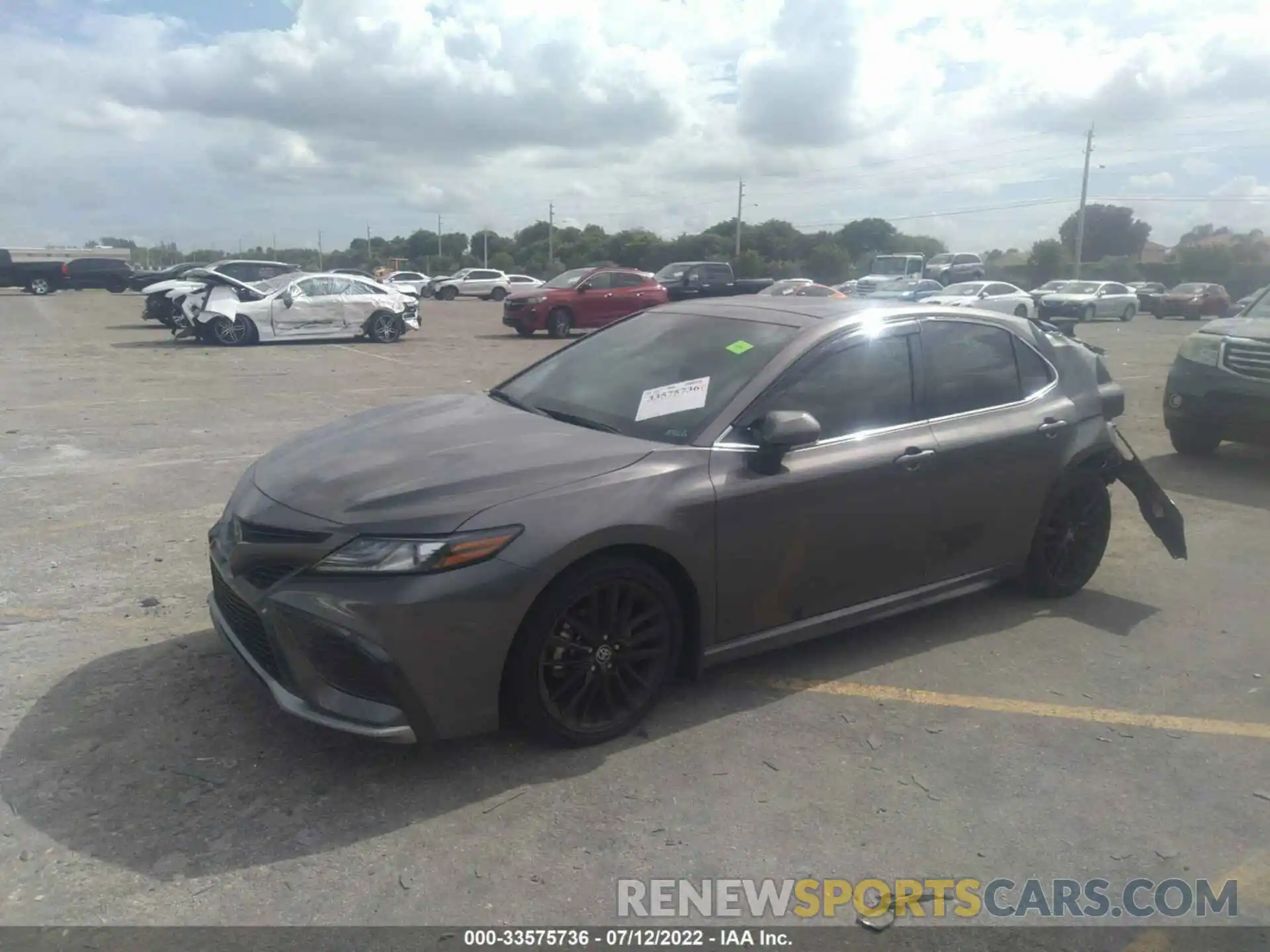 2 Photograph of a damaged car 4T1K61BK1NU055466 TOYOTA CAMRY 2022