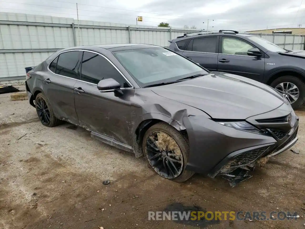 9 Photograph of a damaged car 4T1K61BK1NU057430 TOYOTA CAMRY 2022