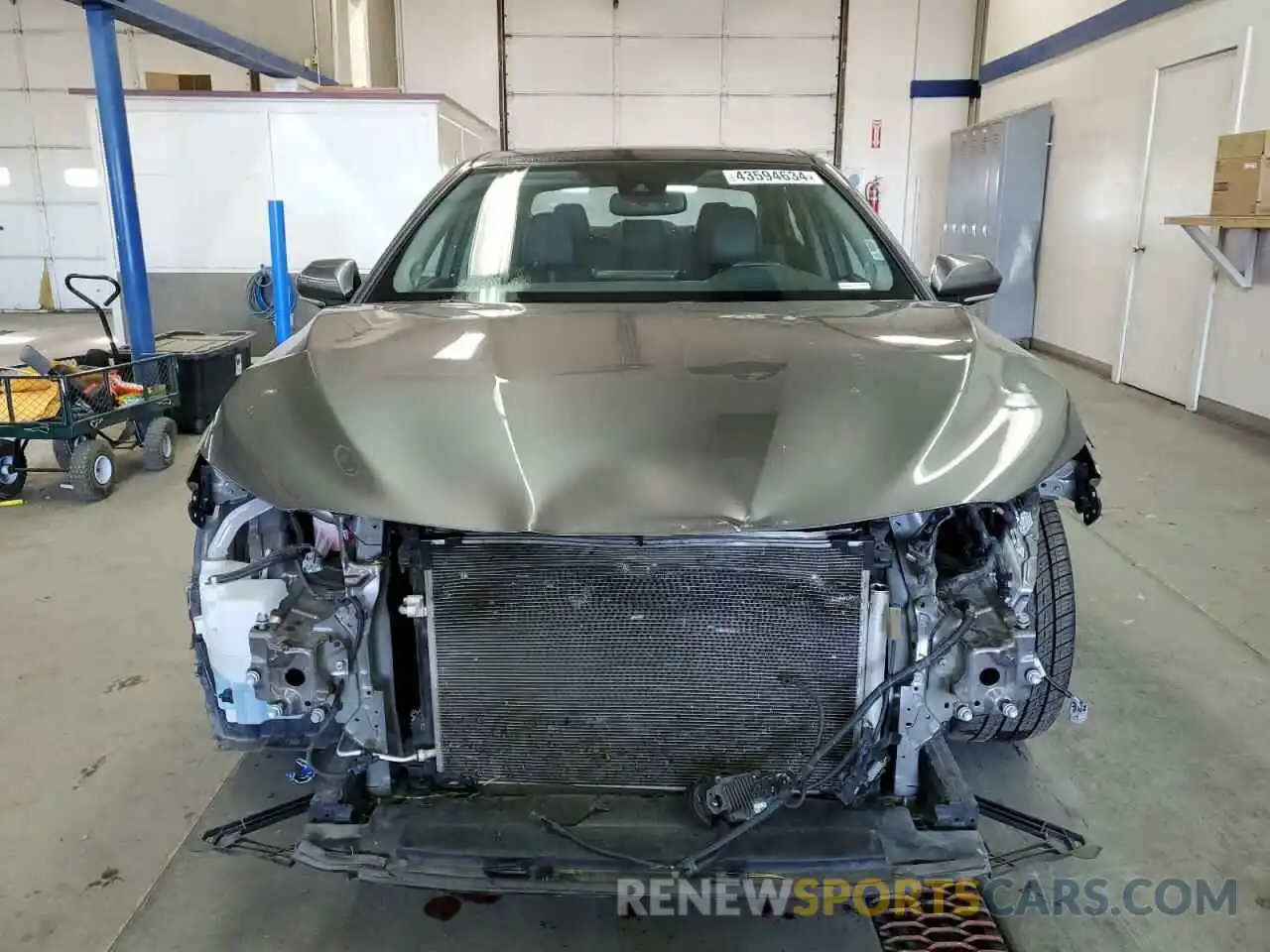 5 Photograph of a damaged car 4T1K61BK5NU053445 TOYOTA CAMRY 2022