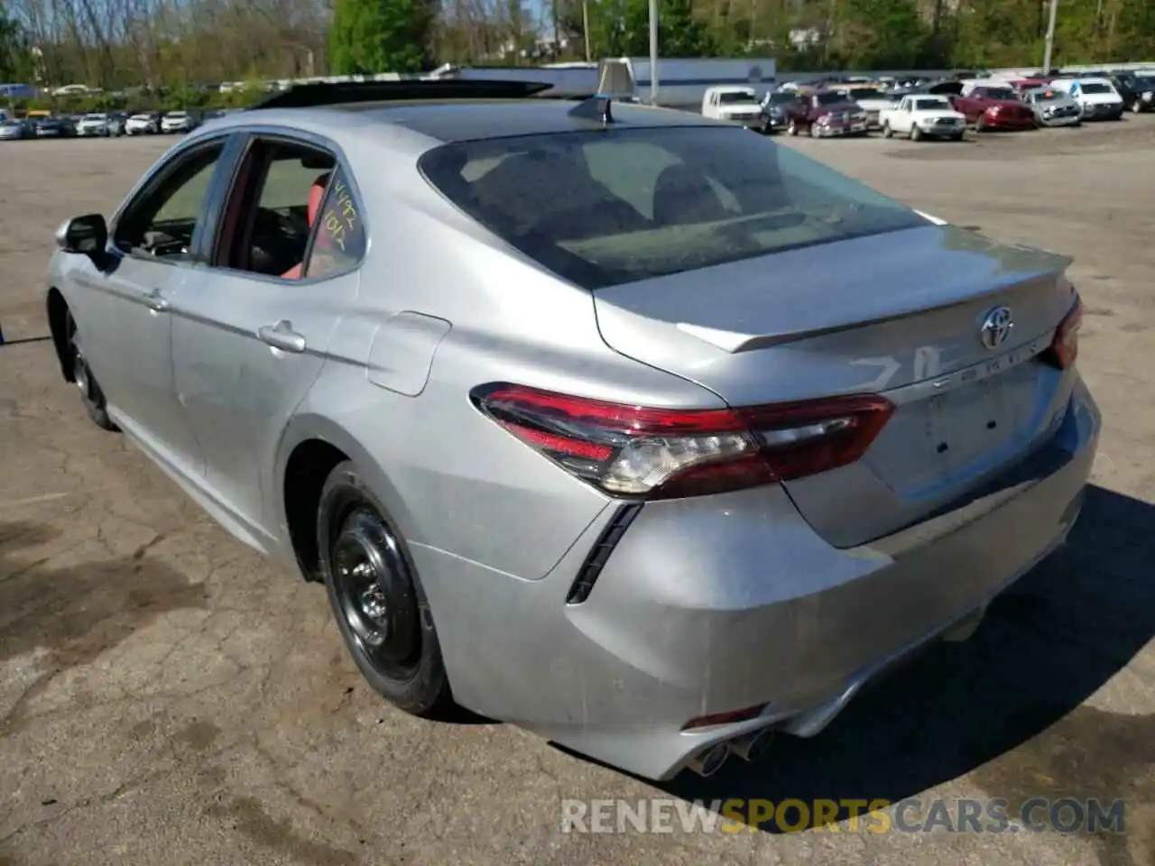 3 Photograph of a damaged car 4T1K61BK7NU055102 TOYOTA CAMRY 2022