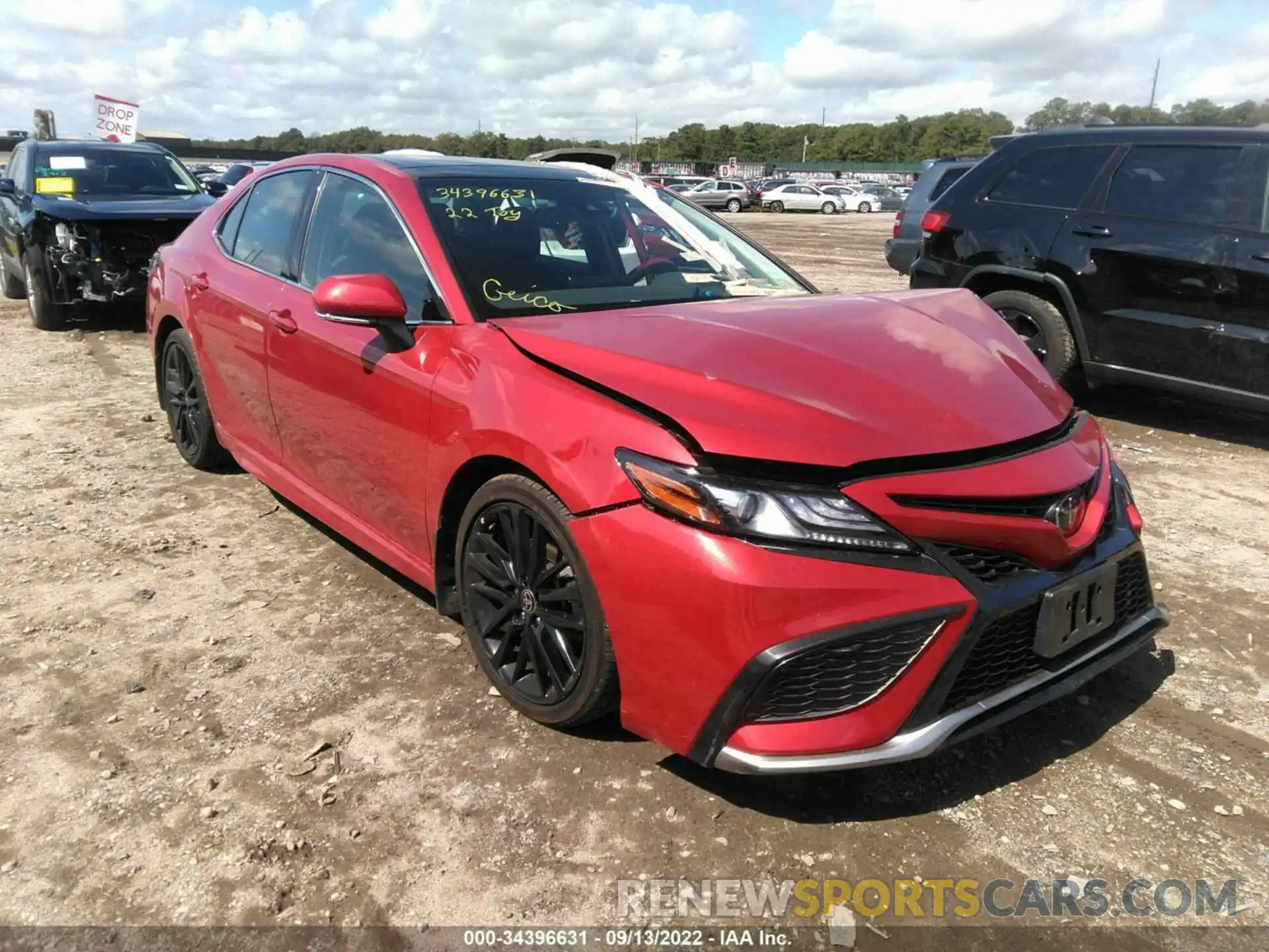 1 Photograph of a damaged car 4T1K61BK9NU055019 TOYOTA CAMRY 2022