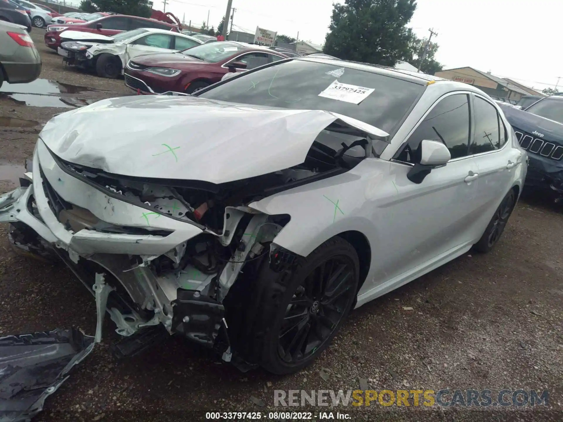 2 Photograph of a damaged car 4T1K61BKXNU057605 TOYOTA CAMRY 2022