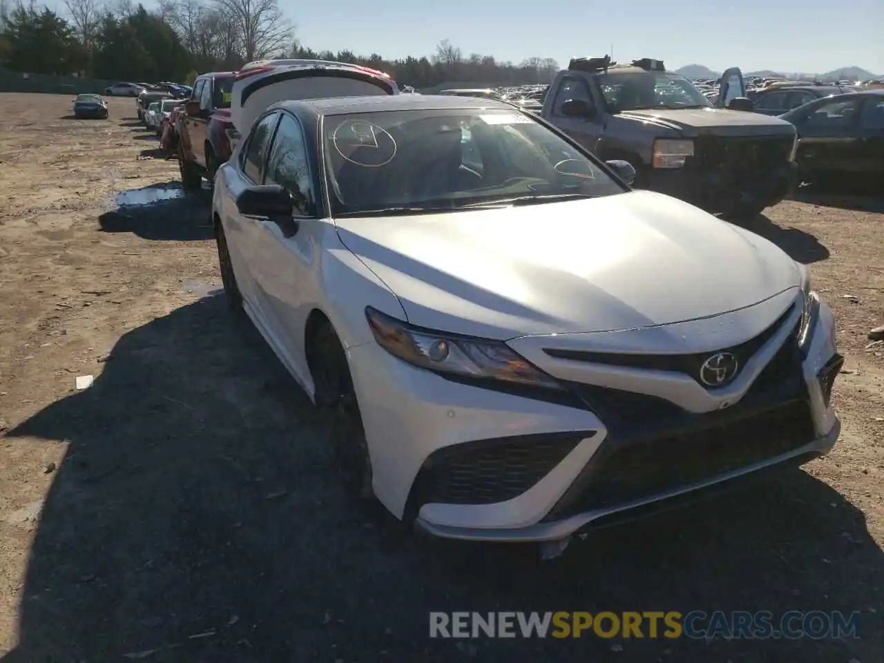 1 Photograph of a damaged car 4T1KZ1AK0NU060831 TOYOTA CAMRY 2022