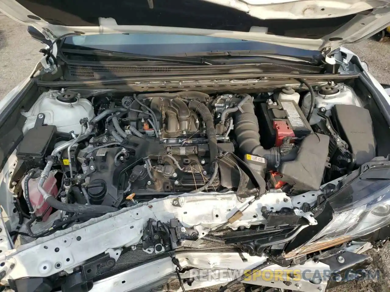 11 Photograph of a damaged car 4T1KZ1AK0NU063714 TOYOTA CAMRY 2022