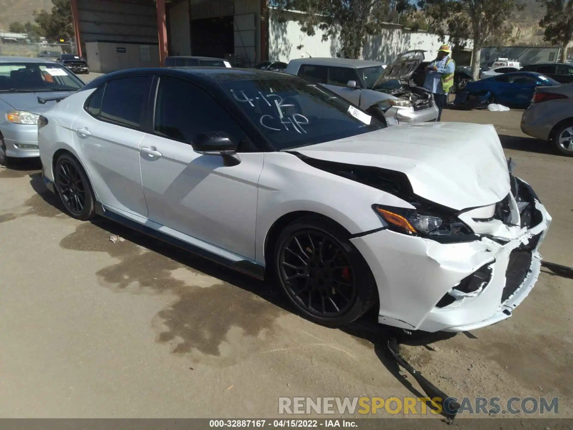 1 Photograph of a damaged car 4T1KZ1AK0NU064250 TOYOTA CAMRY 2022