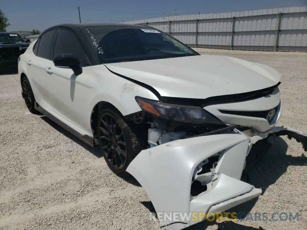 1 Photograph of a damaged car 4T1KZ1AK2NU060846 TOYOTA CAMRY 2022