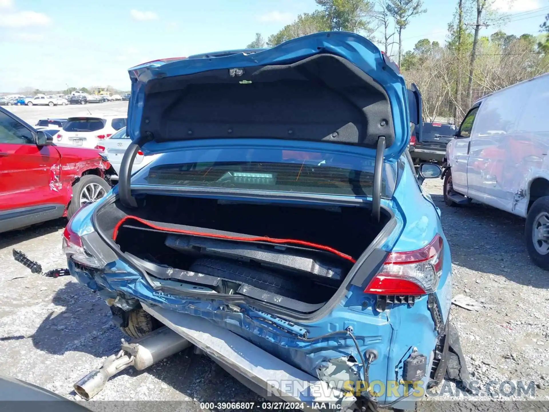 16 Photograph of a damaged car 4T1KZ1AK3NU066400 TOYOTA CAMRY 2022