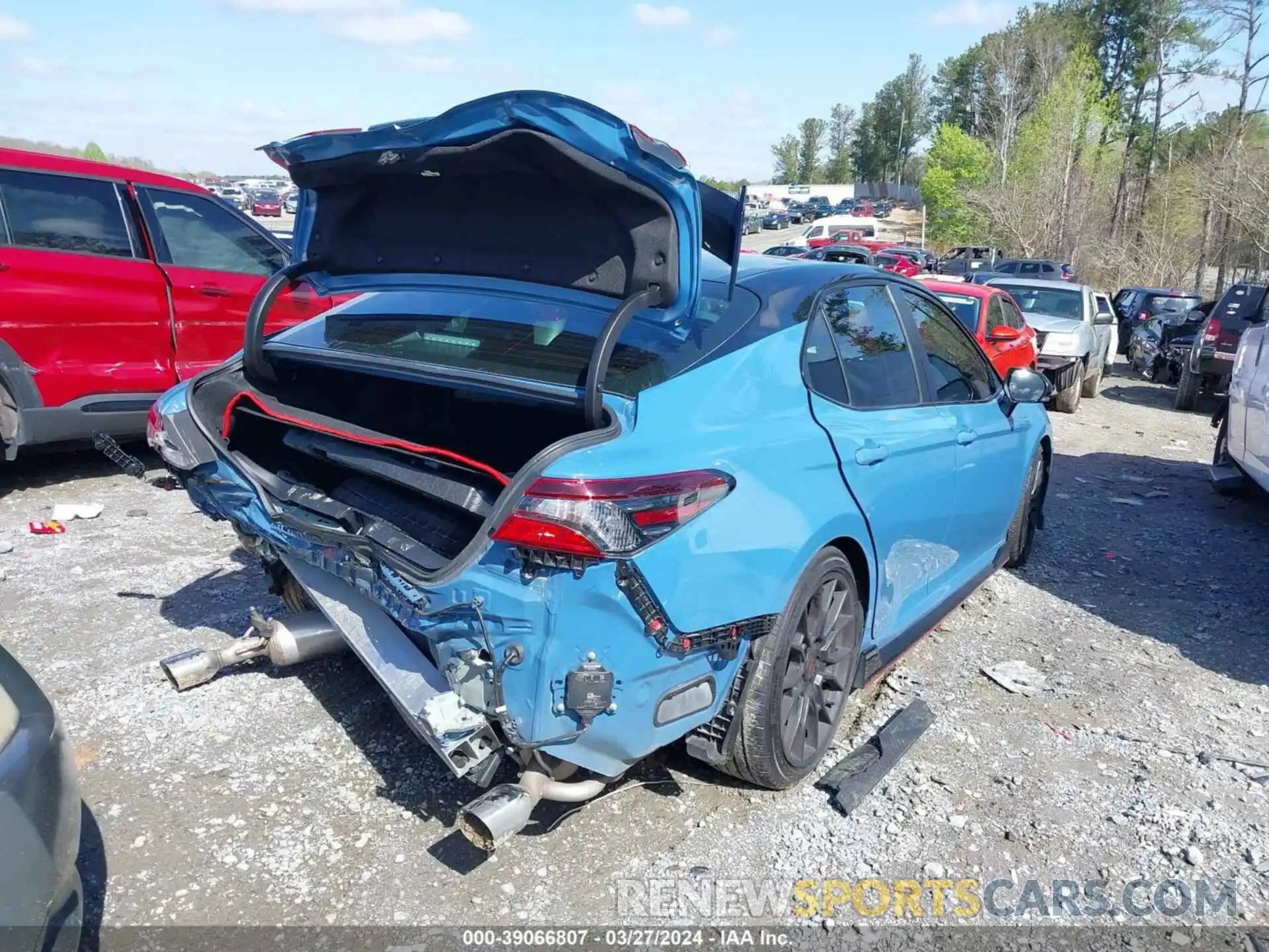 4 Photograph of a damaged car 4T1KZ1AK3NU066400 TOYOTA CAMRY 2022