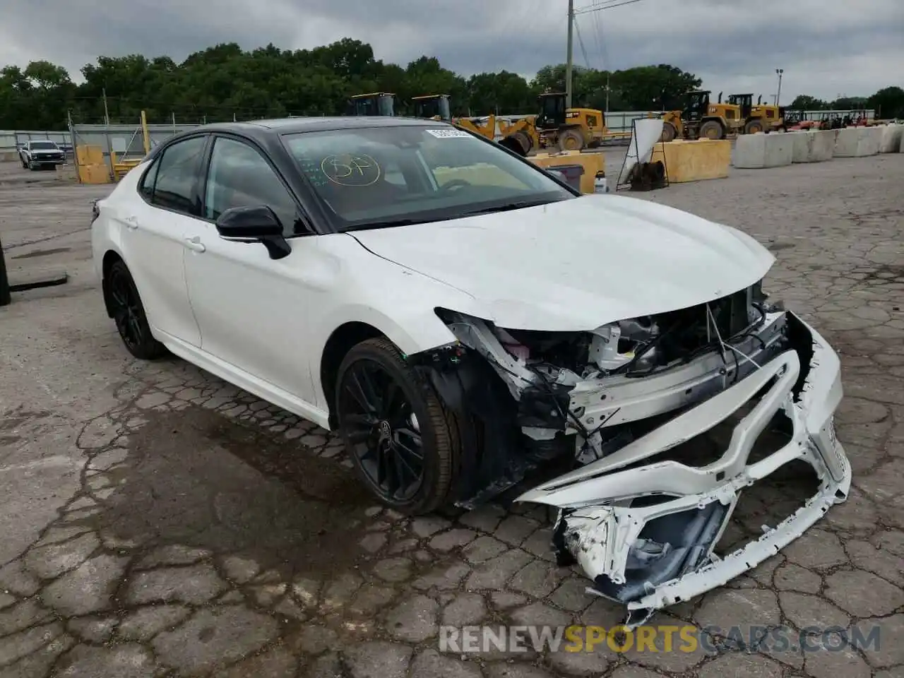 1 Photograph of a damaged car 4T1KZ1AK3NU067417 TOYOTA CAMRY 2022