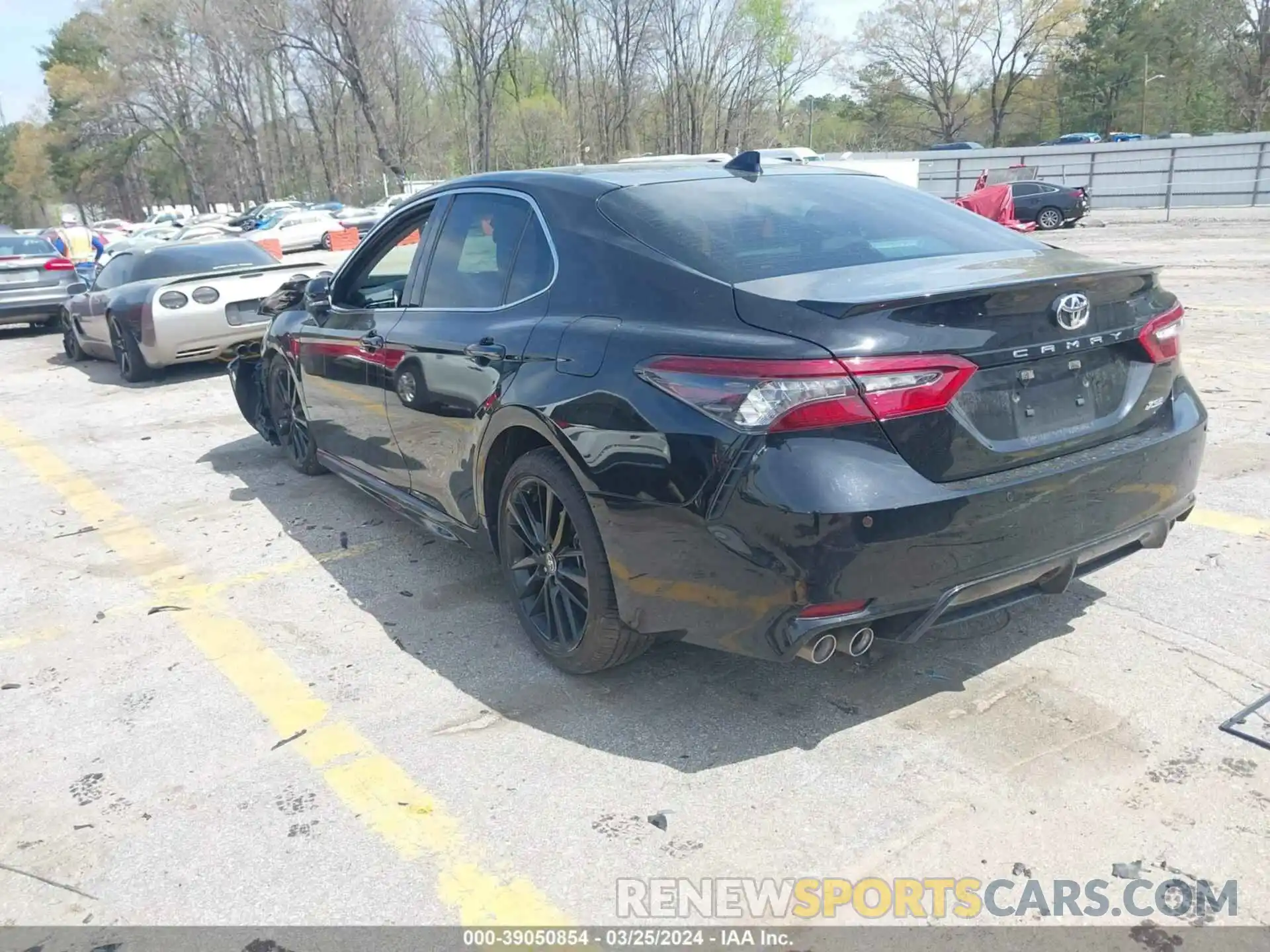 3 Photograph of a damaged car 4T1KZ1AK3NU069605 TOYOTA CAMRY 2022