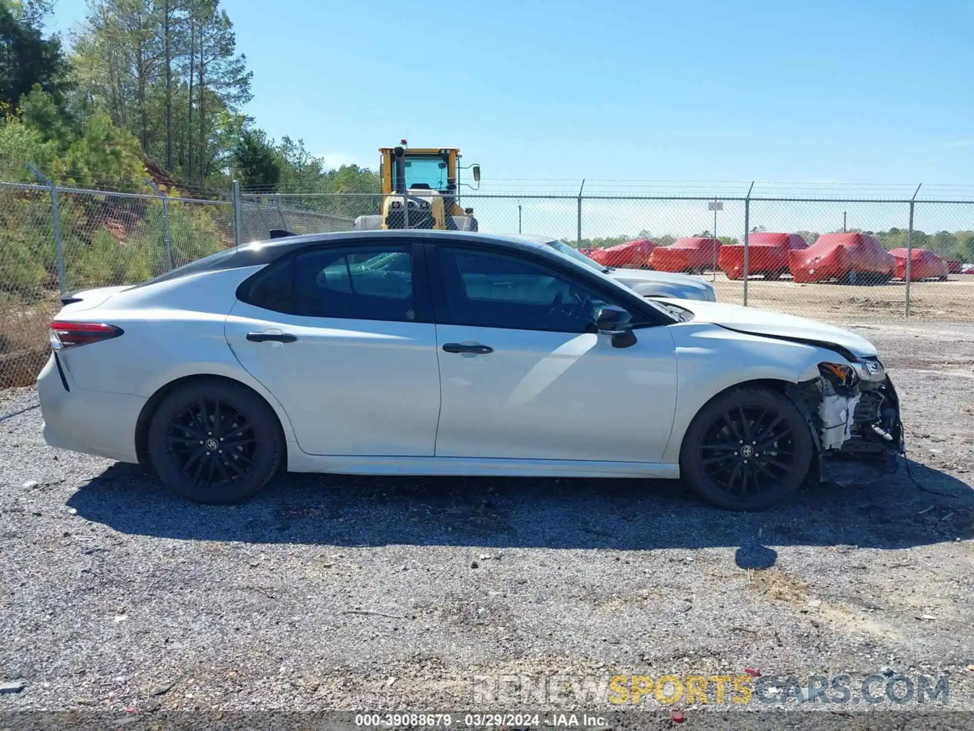 14 Photograph of a damaged car 4T1KZ1AK6NU070781 TOYOTA CAMRY 2022