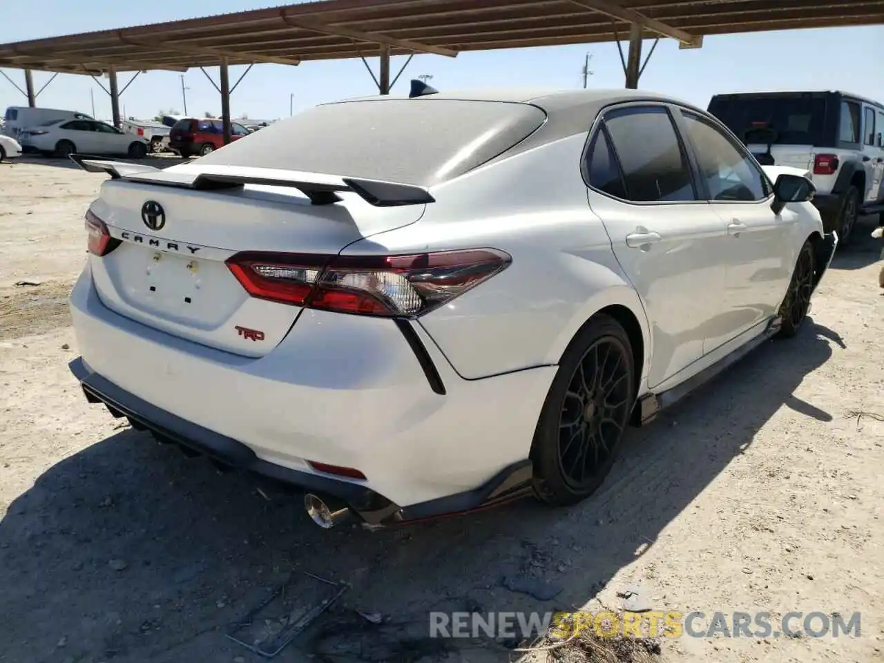 4 Photograph of a damaged car 4T1KZ1AKXNU061520 TOYOTA CAMRY 2022