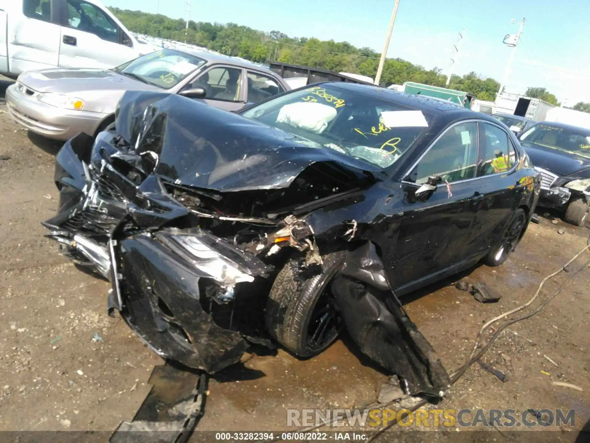 2 Photograph of a damaged car 4T1KZ1AKXNU063221 TOYOTA CAMRY 2022