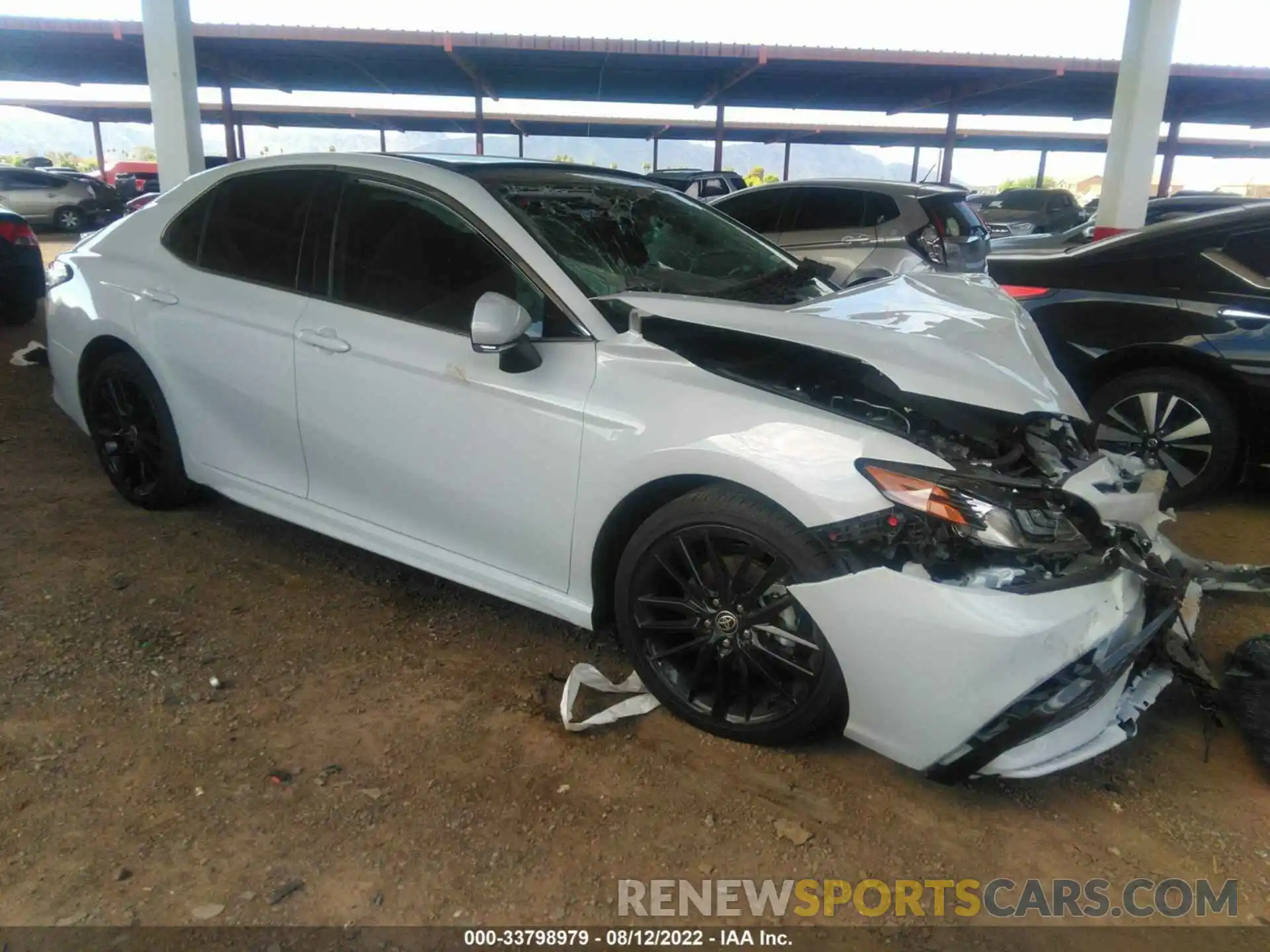 1 Photograph of a damaged car 4T1KZ1AKXNU064420 TOYOTA CAMRY 2022