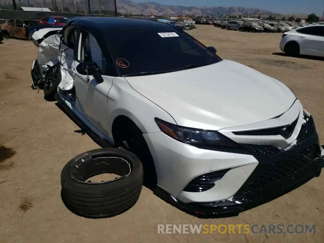 1 Photograph of a damaged car 4T1KZ1AKXNU067060 TOYOTA CAMRY 2022