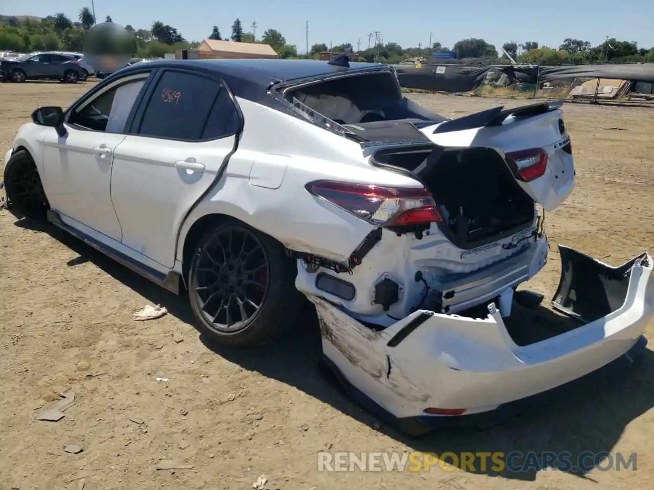 3 Photograph of a damaged car 4T1KZ1AKXNU067060 TOYOTA CAMRY 2022