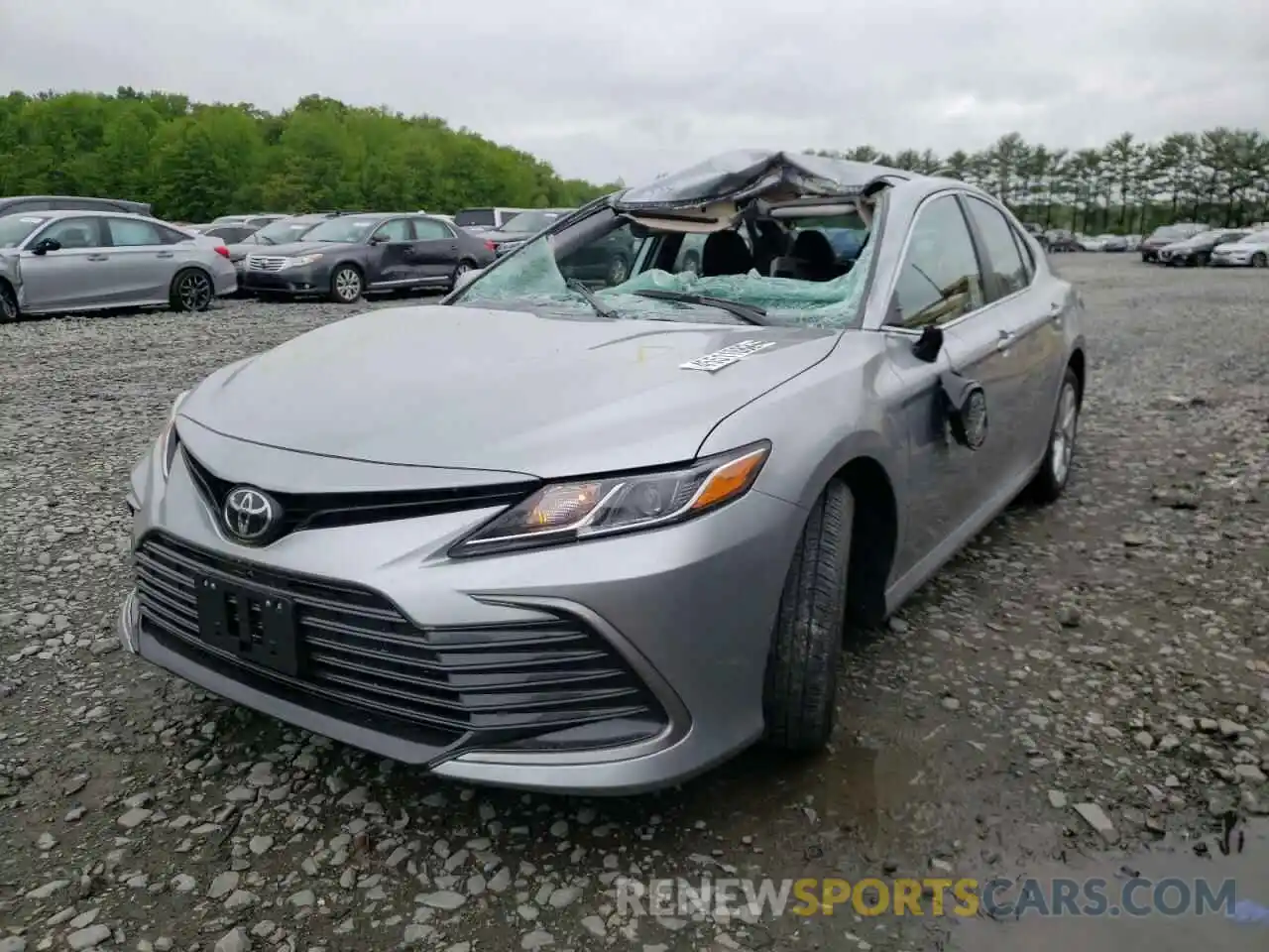 2 Photograph of a damaged car 4T1R11AK0NU680830 TOYOTA CAMRY 2022