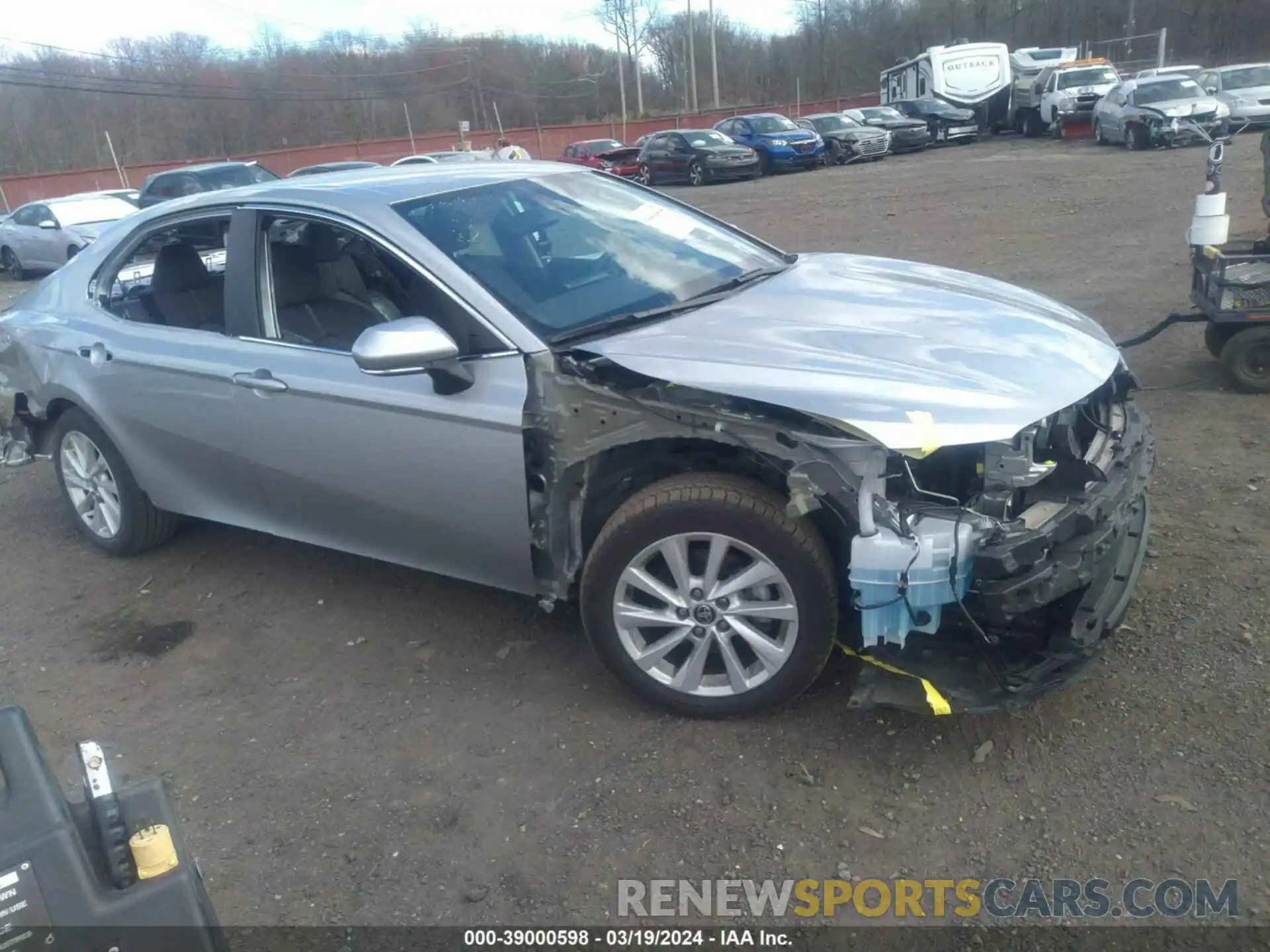 1 Photograph of a damaged car 4T1R11AK0NU700431 TOYOTA CAMRY 2022