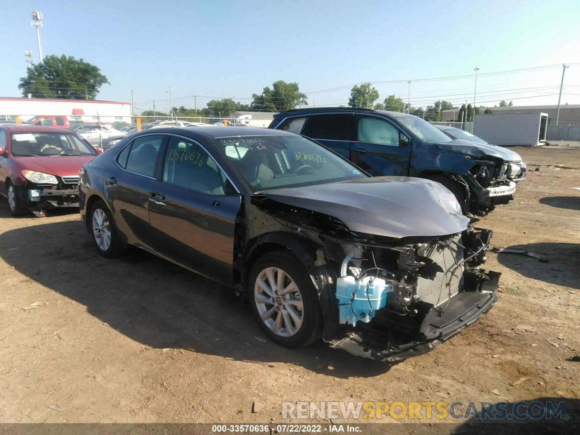 1 Photograph of a damaged car 4T1R11AK1NU628820 TOYOTA CAMRY 2022