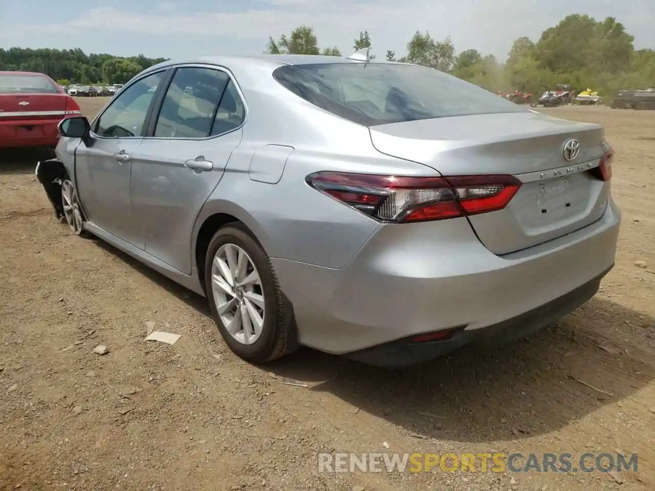 3 Photograph of a damaged car 4T1R11AK5NU686185 TOYOTA CAMRY 2022