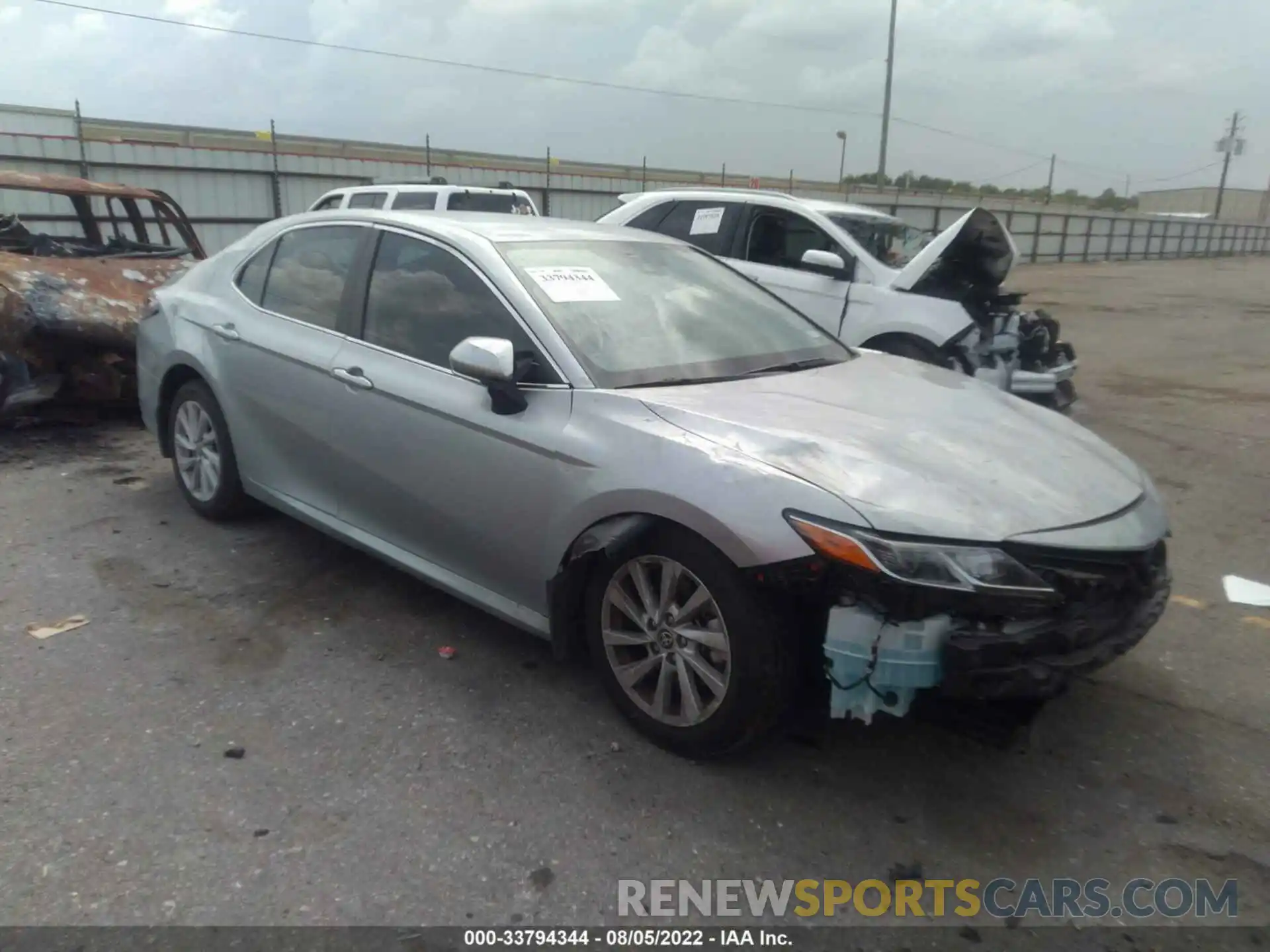 1 Photograph of a damaged car 4T1R11AK8NU048562 TOYOTA CAMRY 2022