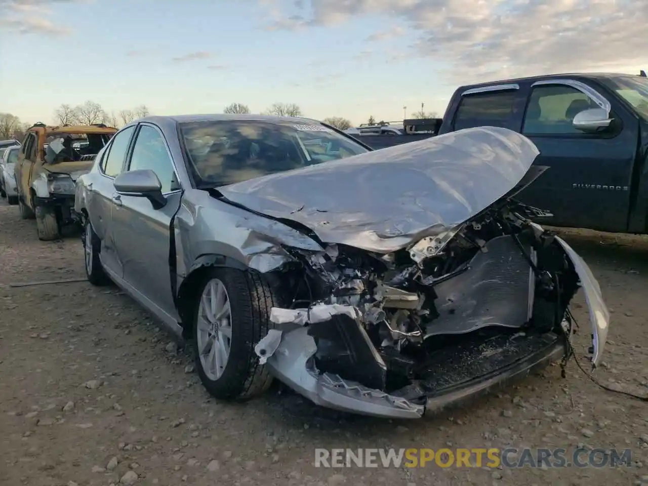 1 Photograph of a damaged car 4T1R11AK9NU634221 TOYOTA CAMRY 2022