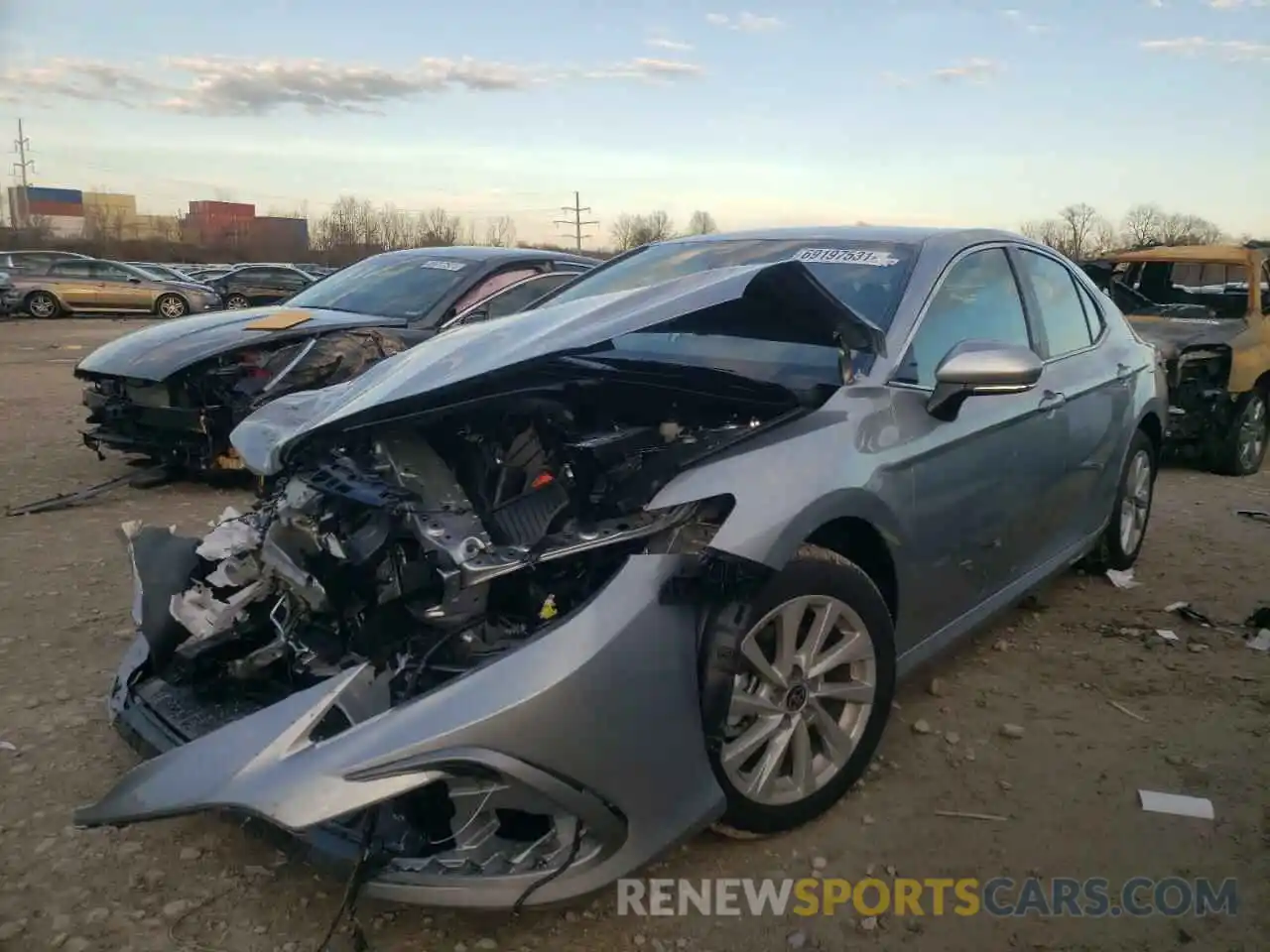 2 Photograph of a damaged car 4T1R11AK9NU634221 TOYOTA CAMRY 2022