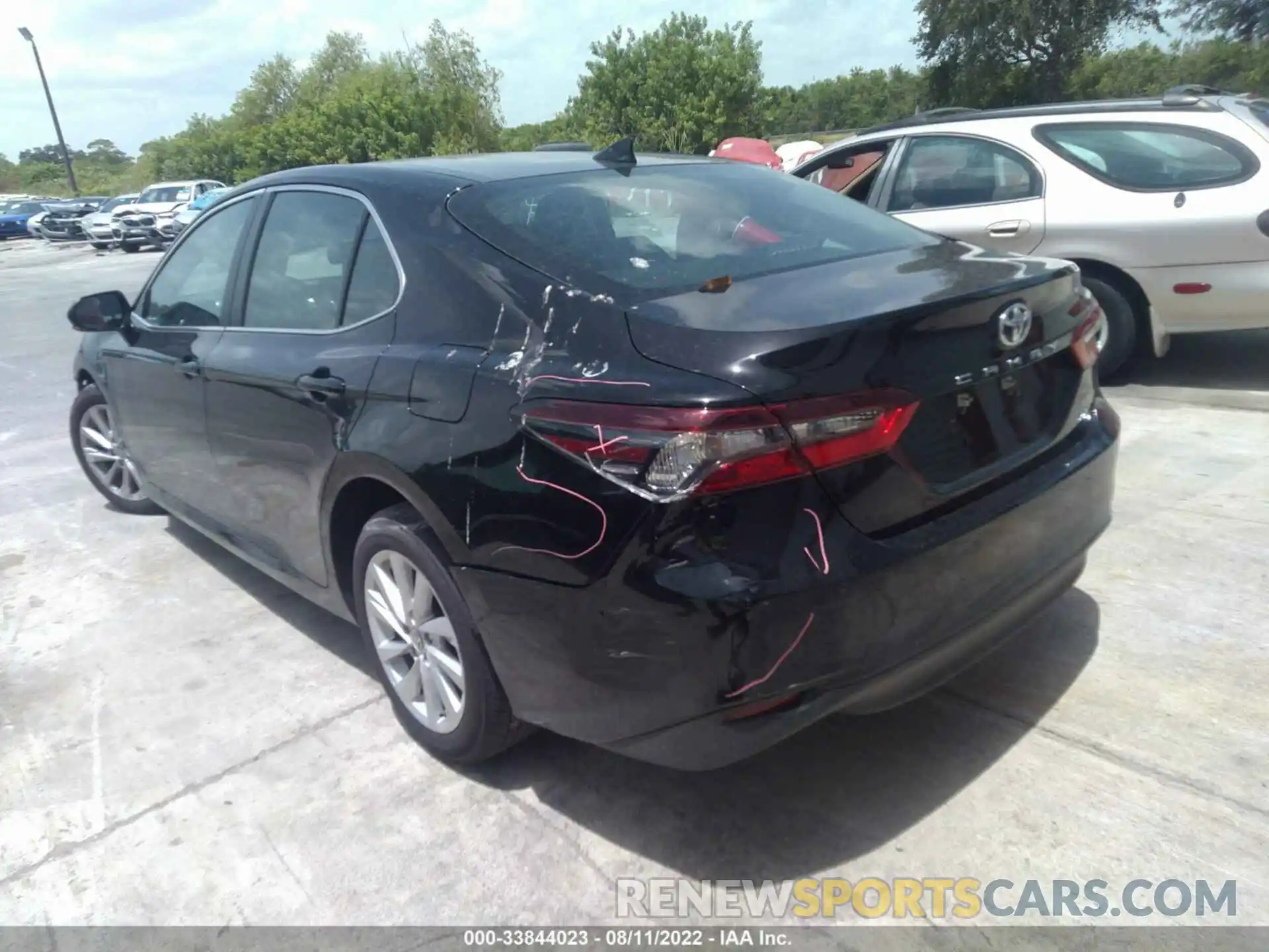 3 Photograph of a damaged car 4T1R11AKXNU694718 TOYOTA CAMRY 2022