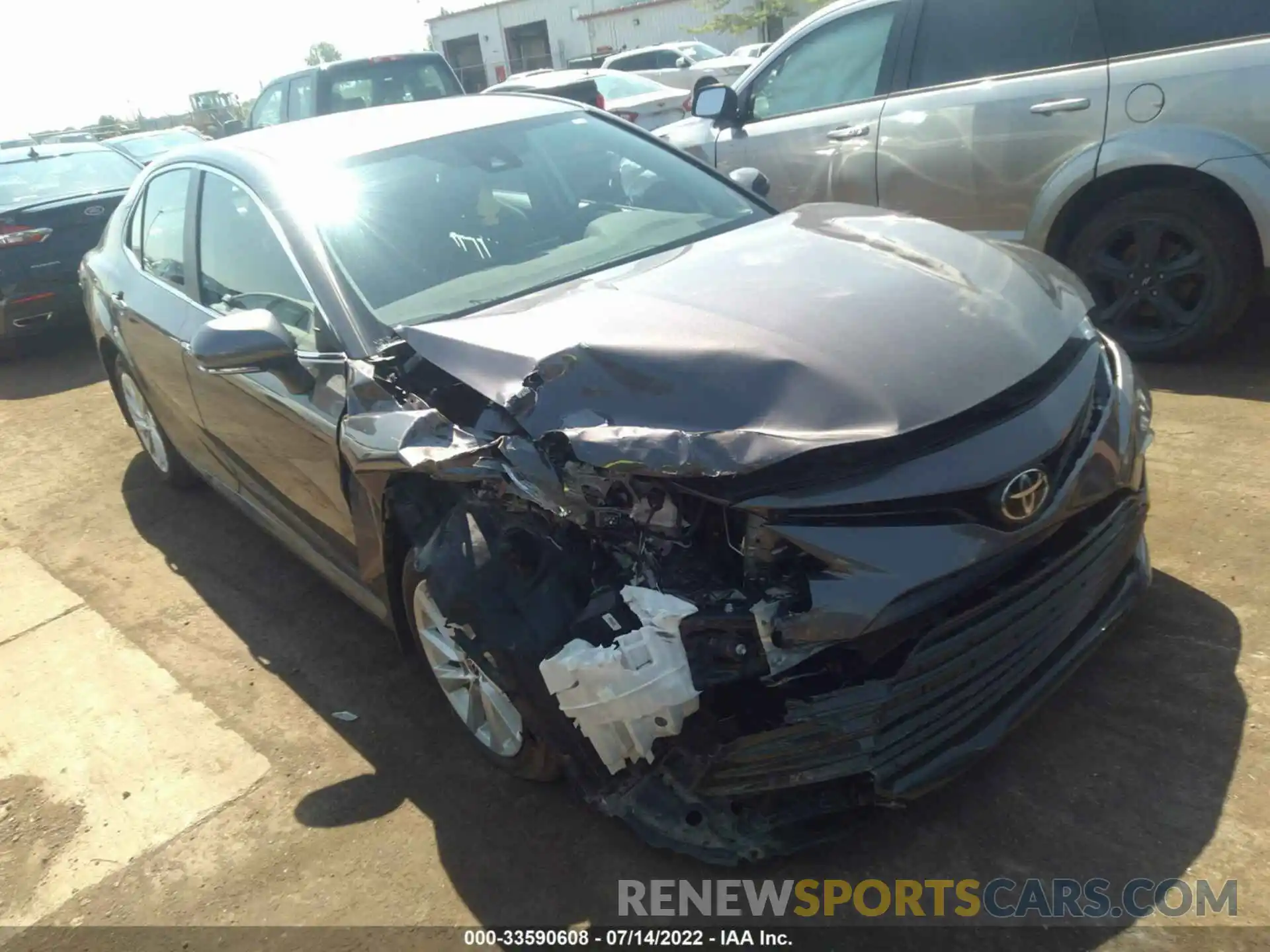 1 Photograph of a damaged car 4T1R11BK1NU056629 TOYOTA CAMRY 2022