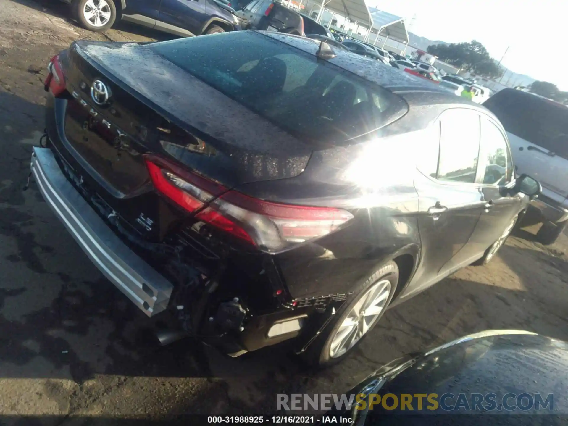 4 Photograph of a damaged car 4T1R11BK6NU050969 TOYOTA CAMRY 2022