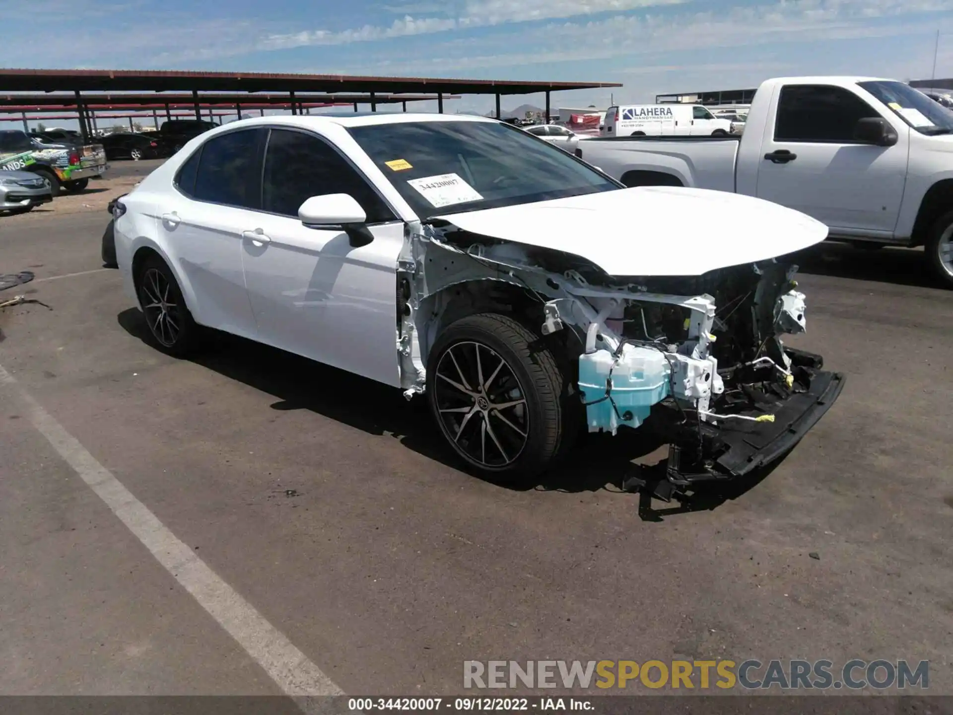 1 Photograph of a damaged car 4T1S11AK2NU055167 TOYOTA CAMRY 2022