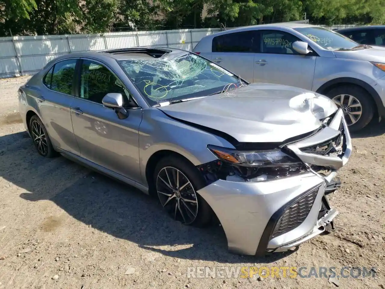 1 Photograph of a damaged car 4T1S11AK2NU685769 TOYOTA CAMRY 2022