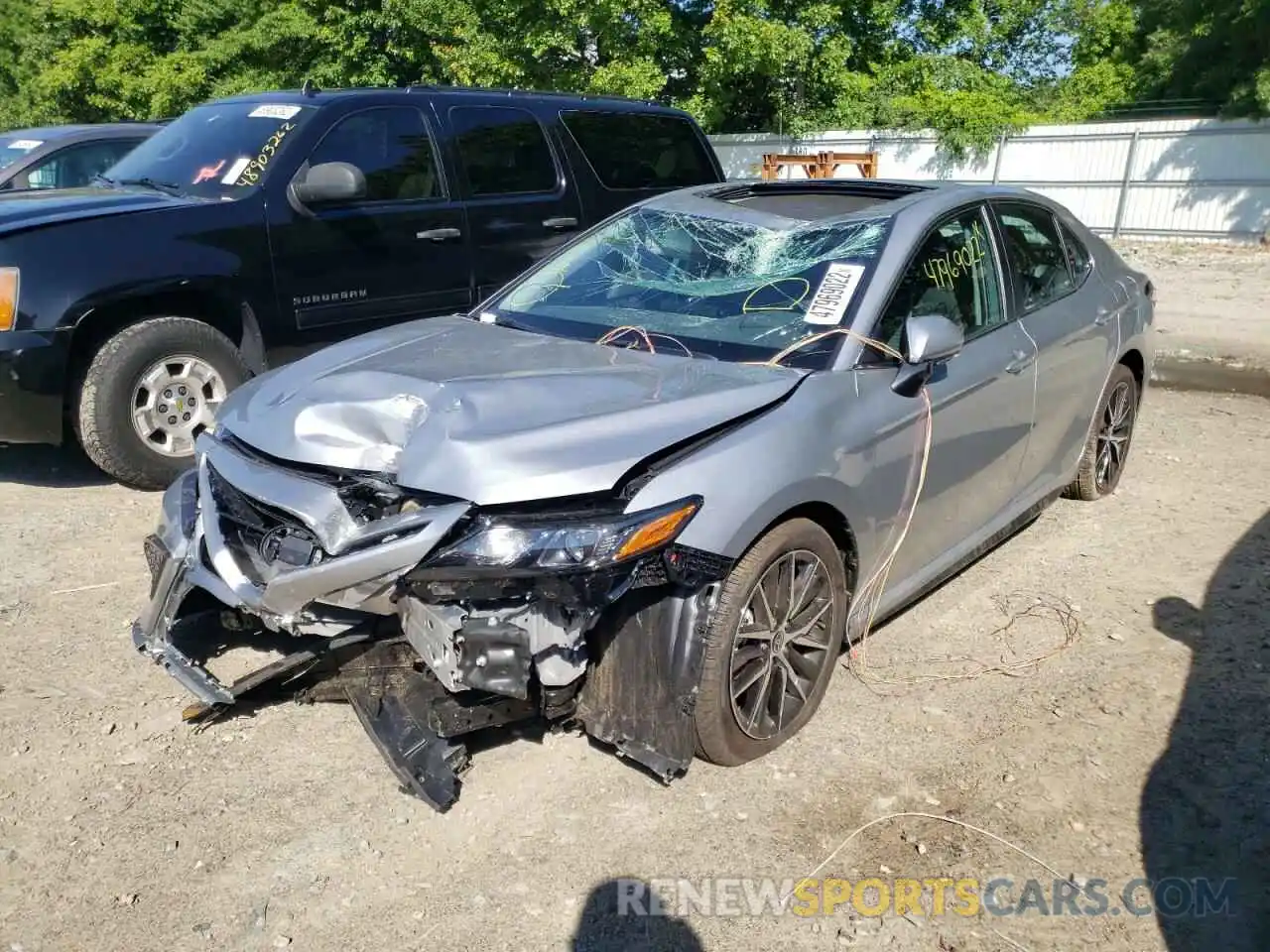 2 Photograph of a damaged car 4T1S11AK2NU685769 TOYOTA CAMRY 2022