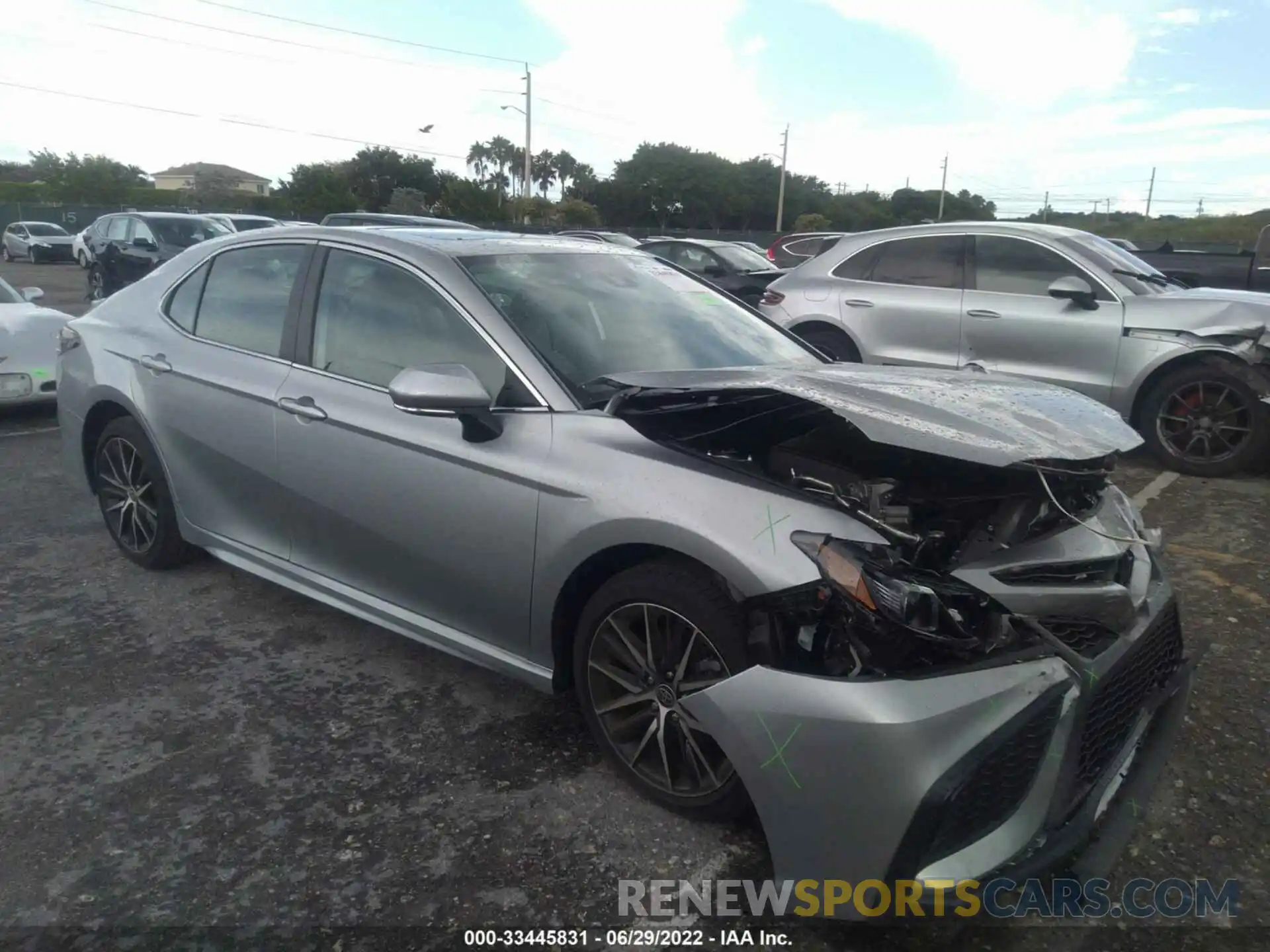 1 Photograph of a damaged car 4T1S11AK3NU666650 TOYOTA CAMRY 2022