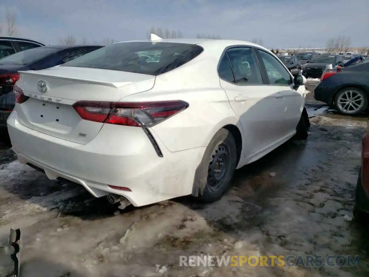 4 Фотография поврежденного автомобиля 4T1S11AK4NU643121 TOYOTA CAMRY 2022