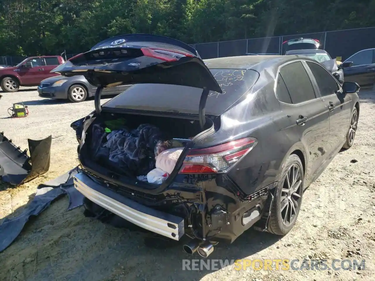 4 Photograph of a damaged car 4T1S11AK5NU684020 TOYOTA CAMRY 2022