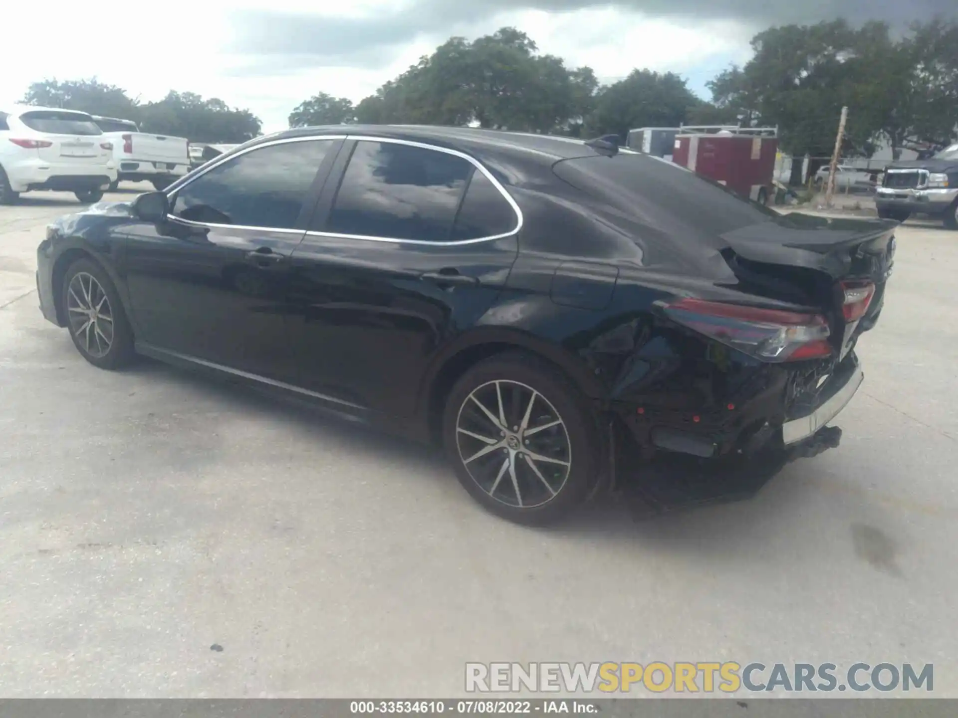 3 Photograph of a damaged car 4T1S11AK7NU685511 TOYOTA CAMRY 2022