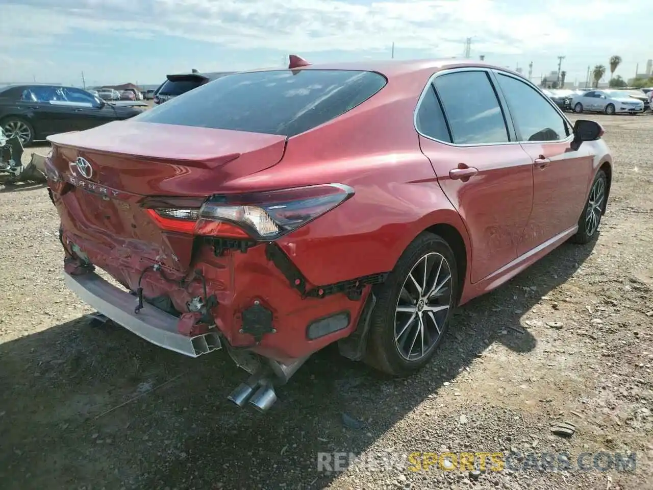 4 Photograph of a damaged car 4T1S11AKXNU029691 TOYOTA CAMRY 2022