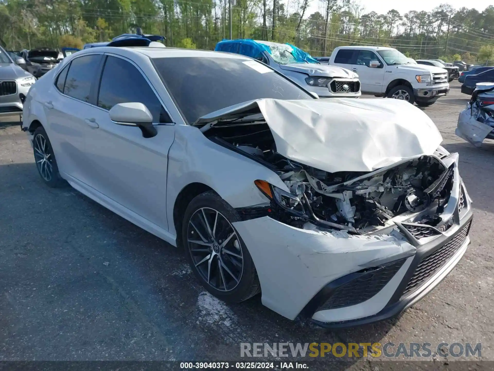 1 Photograph of a damaged car 4T1S11AKXNU050220 TOYOTA CAMRY 2022