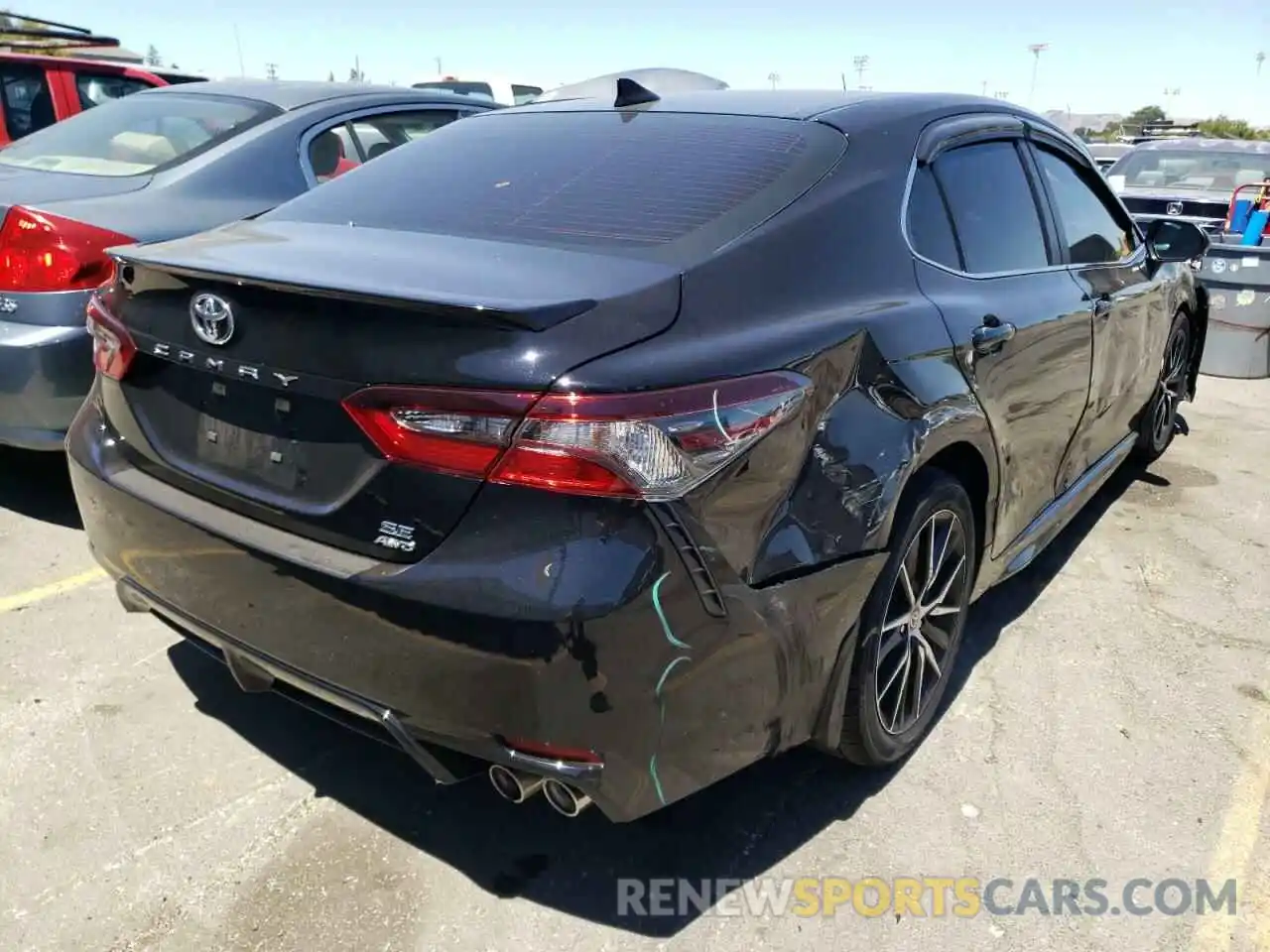 4 Photograph of a damaged car 4T1S11BK4NU063821 TOYOTA CAMRY 2022